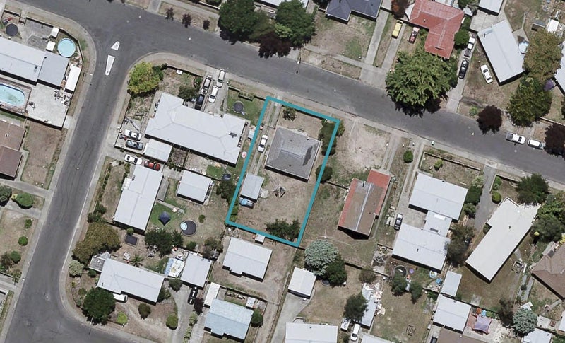 10 Cartier Crescent, Flaxmere, Hastings - Carousel 1