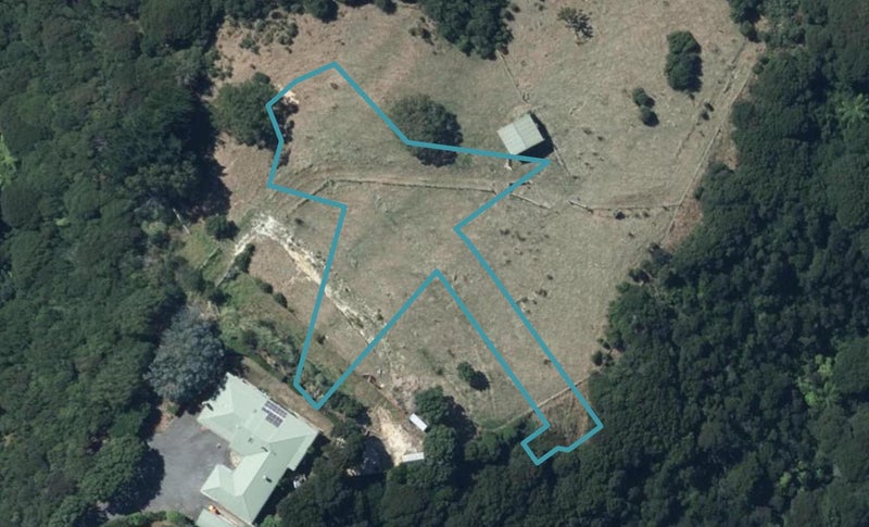 4 Fairwater Way, Whitby, Porirua - Carousel 1
