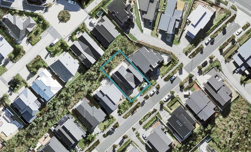 11 Remuremu Street, Long Bay, Auckland - Carousel 1