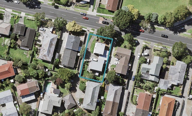 2/21 Butley Drive, Farm Cove, Auckland - Carousel 1