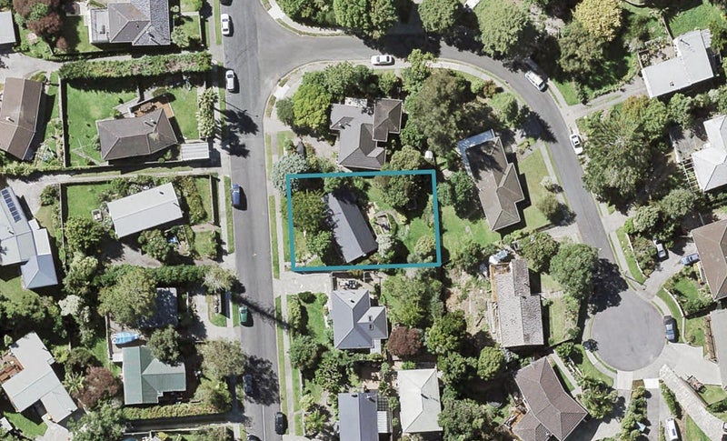 23 Robbies Road, Shelly Park, Auckland - Carousel 1