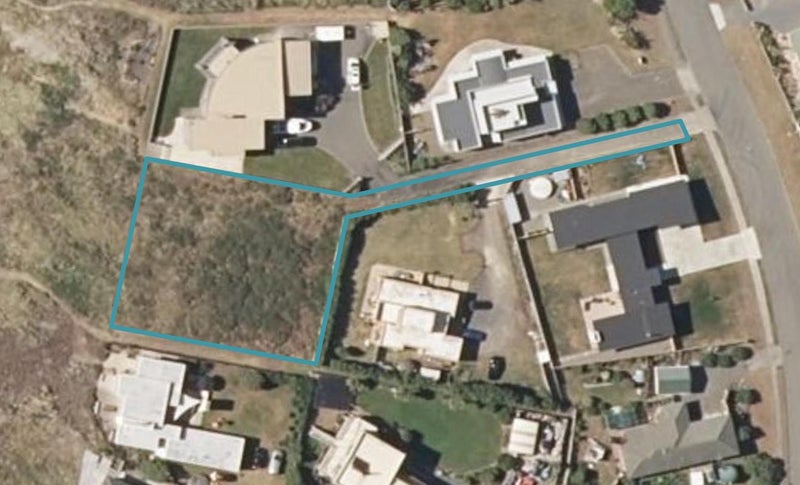 45 Kent Avenue, Waitārere Beach, Levin - Carousel 1