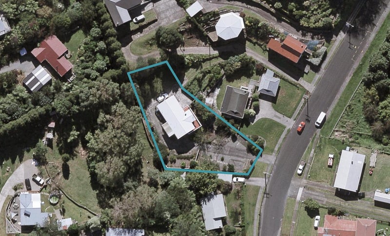 52 Blagdon Road, Blagdon, New Plymouth - Carousel 1
