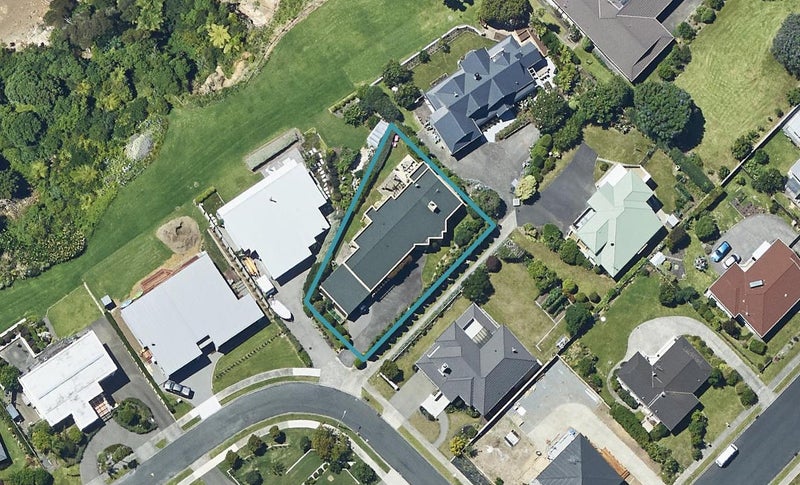 10 Waterview Terrace, Omokoroa, Omokoroa - Carousel 1