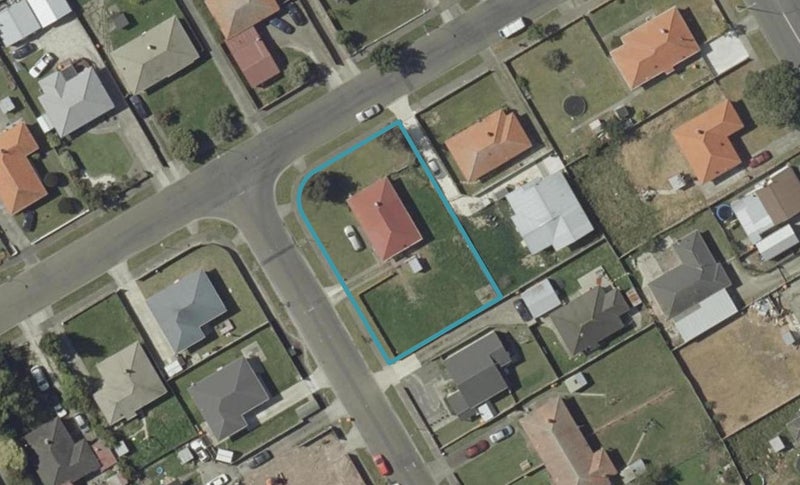 1 Esk Street, Roslyn, Palmerston North - Carousel 1