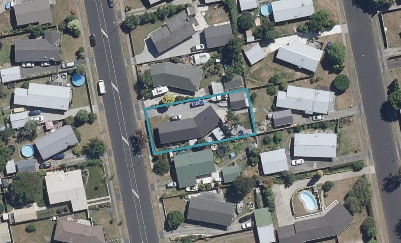 16 Ashurst Avenue, Pukete, Hamilton - Carousel 1