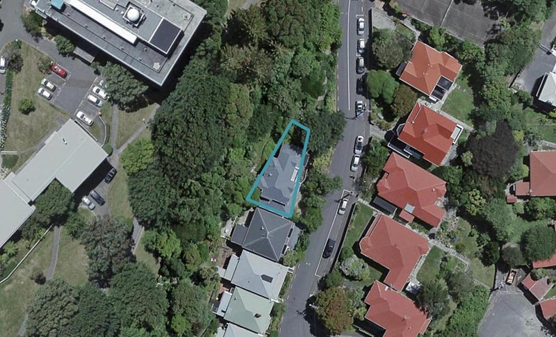 46 Salamanca Road, Kelburn, Wellington - Carousel 1
