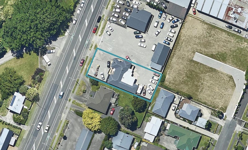 1208 Cameron Road, Gate Pa, Tauranga - Carousel 1