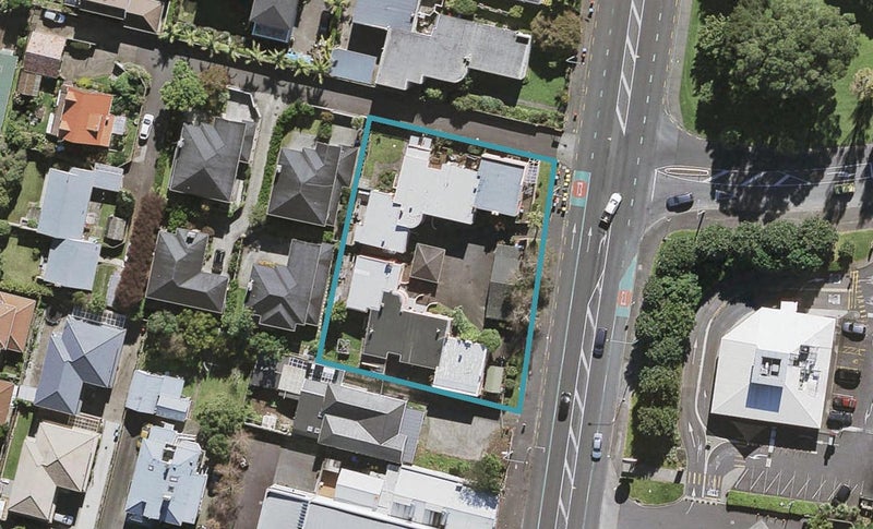 2/337 Manukau Road, Epsom, Auckland - Carousel 1