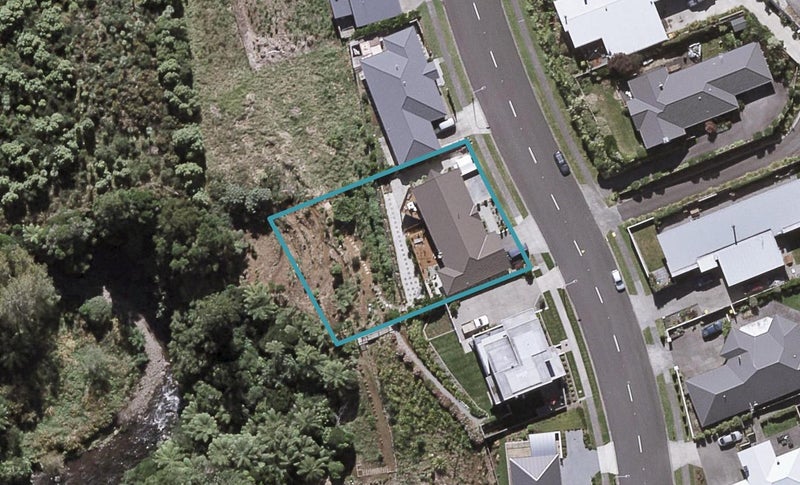 193 Heta Road, Highlands Park, New Plymouth - Carousel 1
