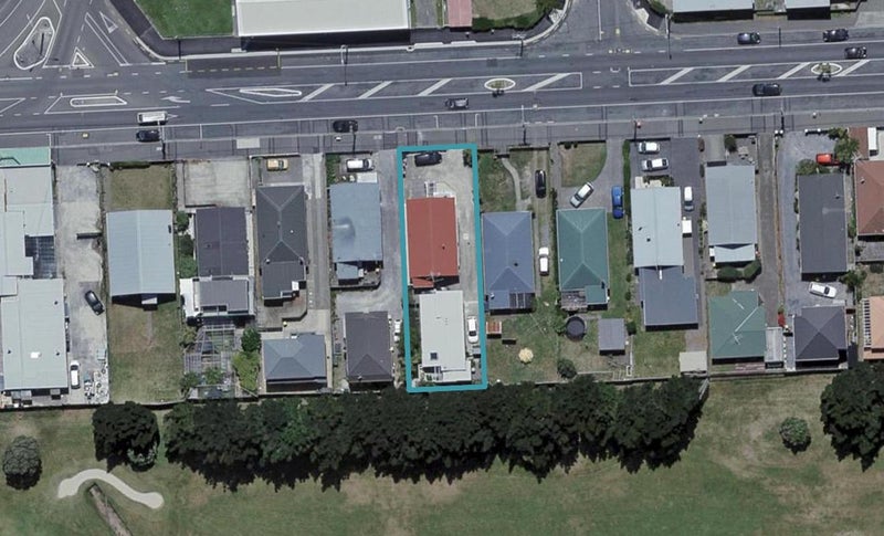 398B Broadway, Miramar, Wellington - Carousel 1