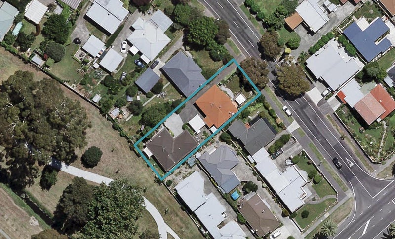 2/2 Tom Parker Avenue, Marewa, Napier - Carousel 1