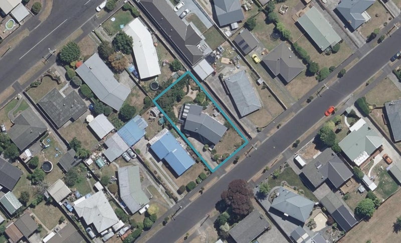 39 Mears Road, St Andrews, Hamilton - Carousel 1