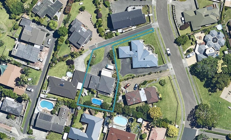 36 Hillcrest Road, Otumoetai, Tauranga - Carousel 1