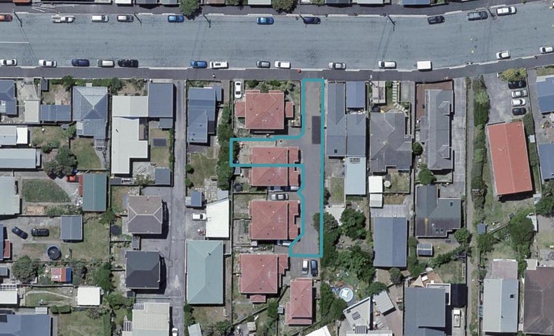 7/127 Apu Crescent, Lyall Bay, Wellington - Carousel 1
