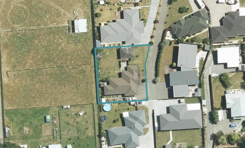 10 Clearwater Place, Mayfield, Blenheim - Carousel 1