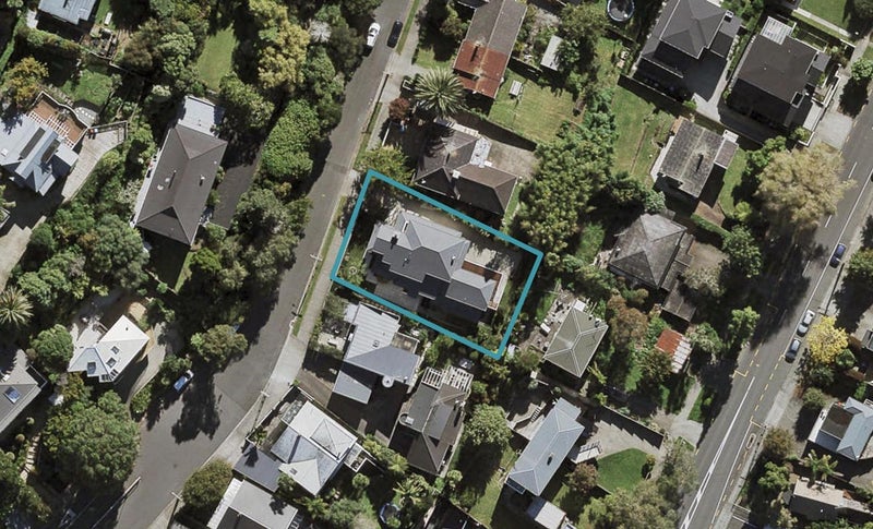 11 Leys Crescent, Remuera, Auckland - Carousel 1