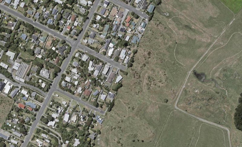 47 Manuka Street, Otaki Beach, Otaki - Carousel 1
