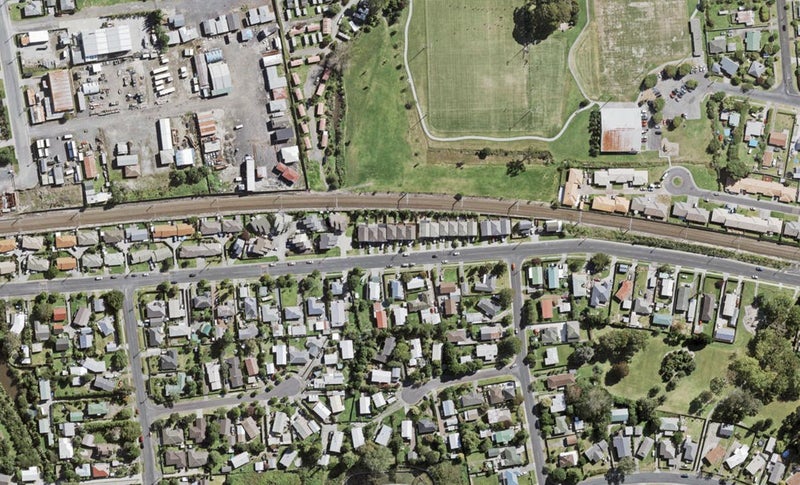 29 Pooks Road, Ranui, Auckland - Carousel 1