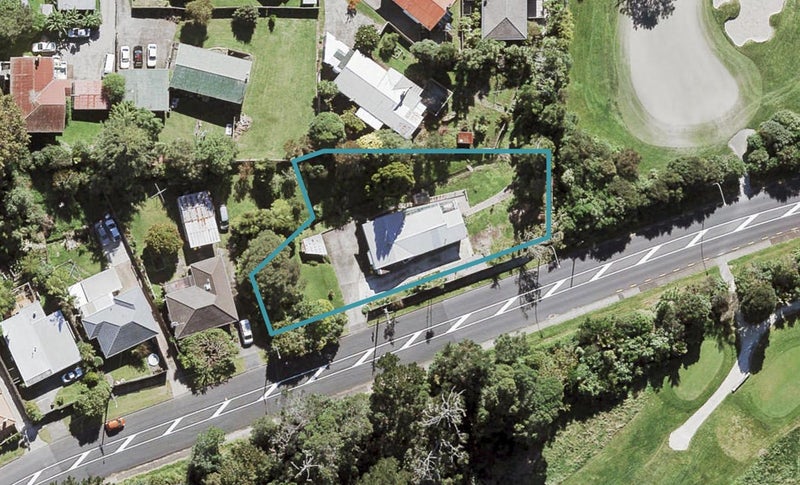 5 Golf Road, New Lynn, Auckland - Carousel 1