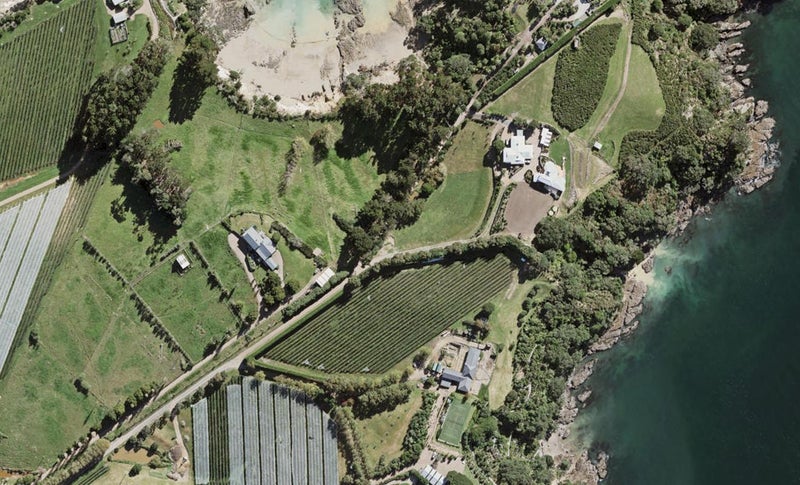 52A Korora Road, Oneroa, Waiheke Island - Carousel 1