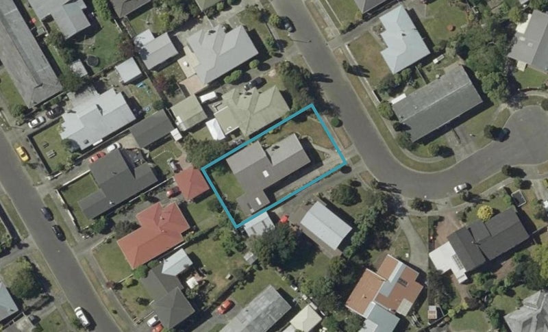 12 Kapiti Place, Awapuni, Palmerston North - Carousel 1