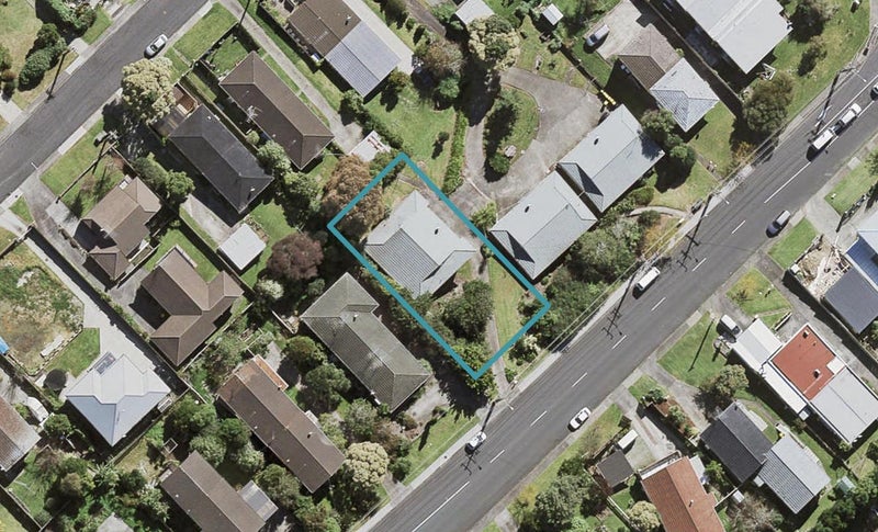 1/184 Coronation Road, Hillcrest, Auckland - Carousel 1