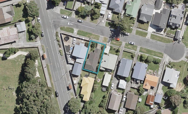 4 Heath Grove, Waiwhetu, Lower Hutt - Carousel 1