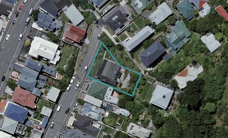 24 Earls Terrace, Mount Victoria, Wellington - Carousel 1