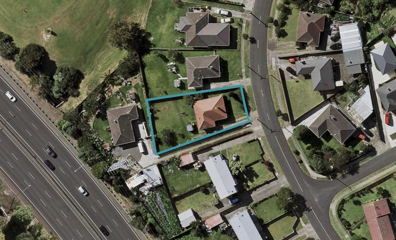 25 Sandbrook Avenue, Otara, Auckland - Carousel 1
