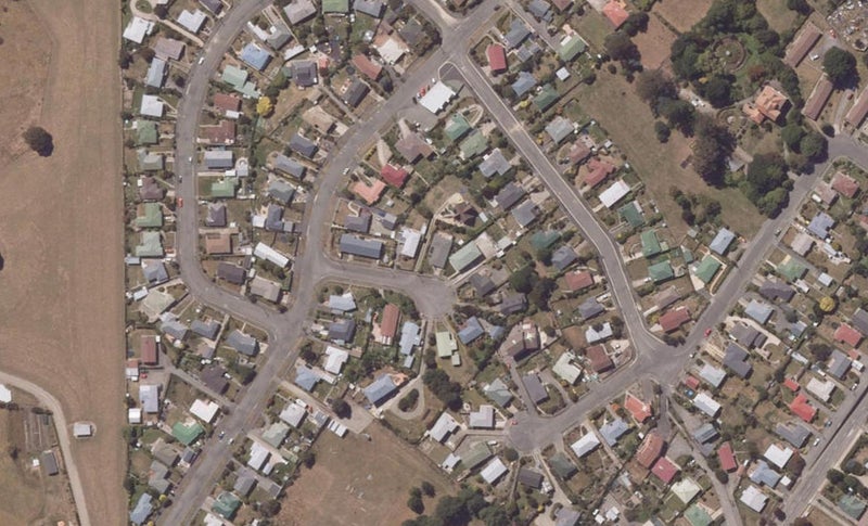 8 Burn Street, Holmes Hill, Oamaru - Carousel 1
