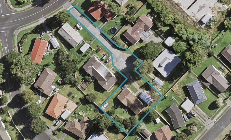 67 Kindergarten Drive, Conifer Grove, Takanini - Carousel 1