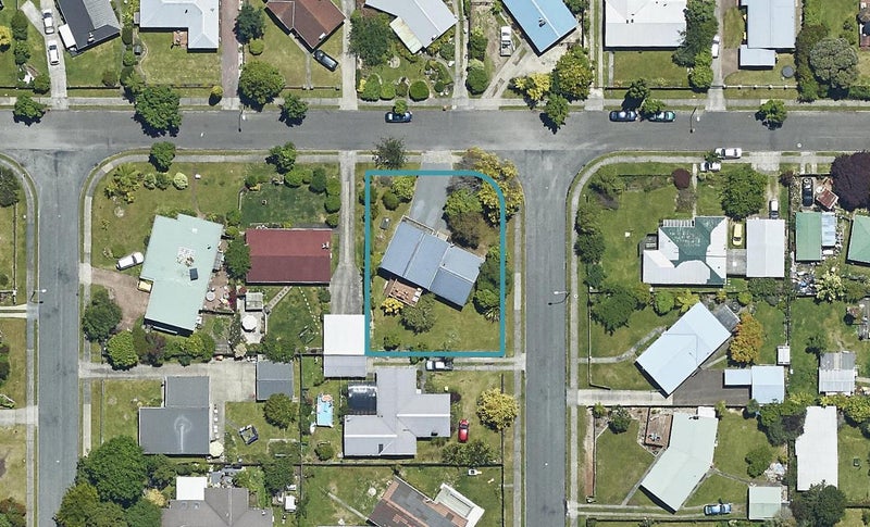 13 Compton Street, Fenton Park, Rotorua - Carousel 1