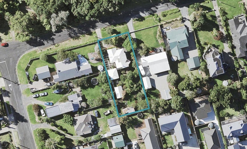 57 First View Avenue, Beachlands, Auckland - Carousel 1
