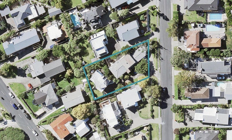 1/16 Gulf View Road, Murrays Bay, Auckland - Carousel 1