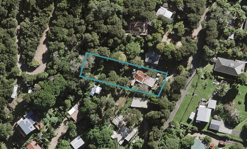 136 Fairview Crescent, Omiha, Waiheke Island - Carousel 1