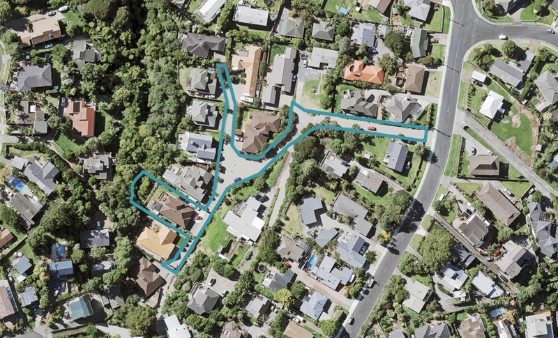14 Renlee Place, Shelly Park, Auckland - Carousel 1