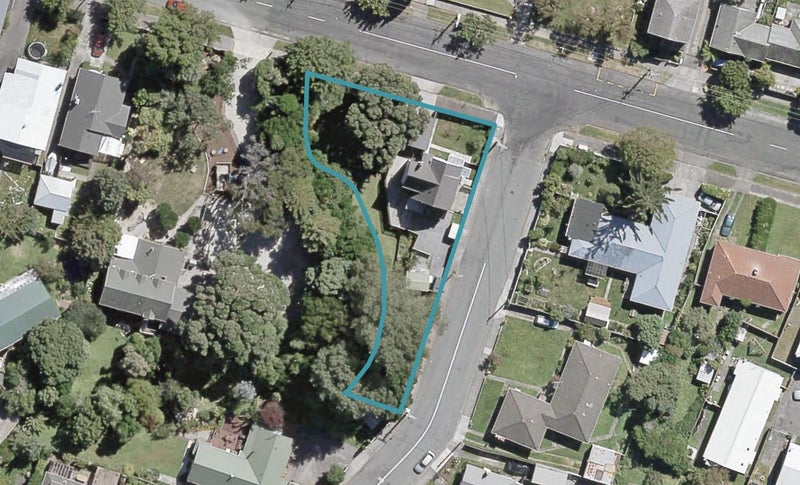 2 Hinemoa Street, Waiwhetu, Lower Hutt - Carousel 1