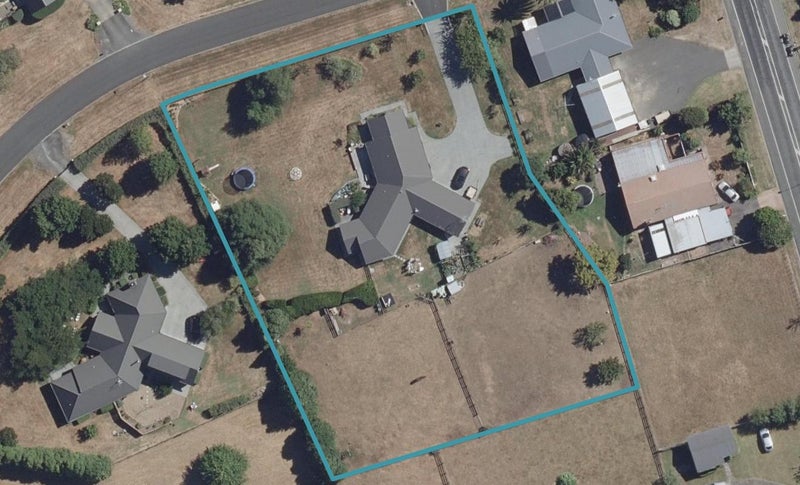 5 Westvale Lane, Te Kowhai - Carousel 1