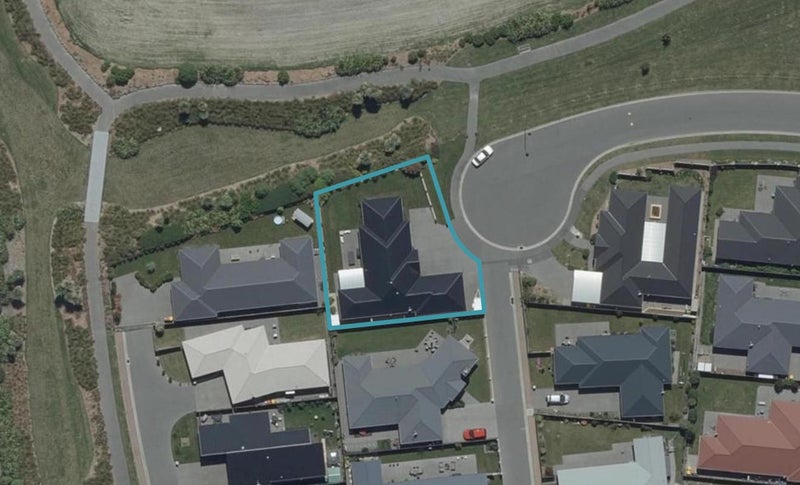 9 Glen Kerran Close, Broomfield, Christchurch - Carousel 1