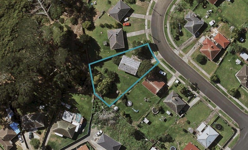 8 Gaye Crescent, Otara, Auckland - Carousel 1