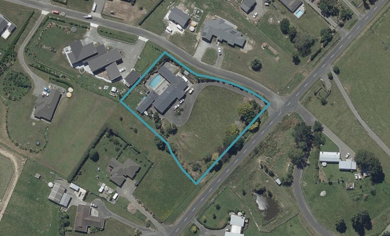 247 Watershed Road, Bunnythorpe, Palmerston North - Carousel 1
