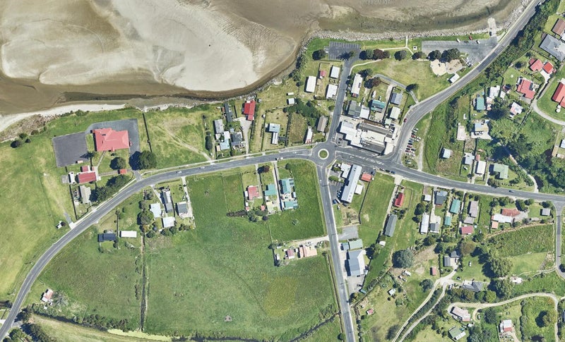 690 Maketu Road, Maketu, Te Puke - Carousel 1