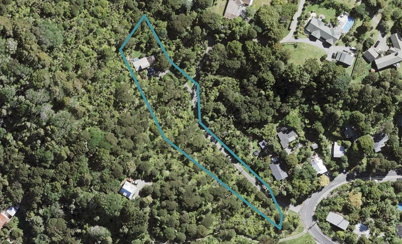 7 Laingholm Drive, Laingholm, Auckland - Carousel 1