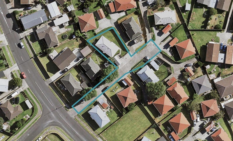 121A Maplesden Drive, Clendon Park, Auckland - Carousel 1