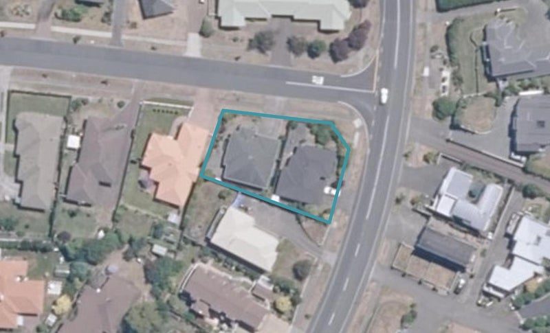 1 Fairview Terrace, Waipahihi, Taupo - Carousel 1