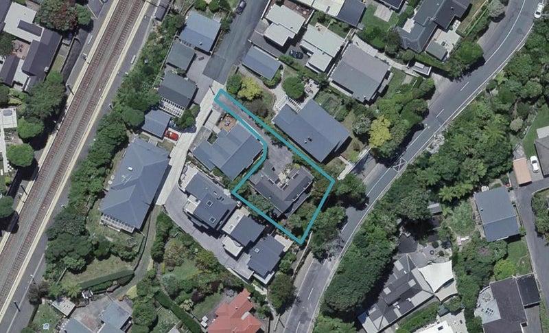 22A Cashmere Avenue, Khandallah, Wellington - Carousel 1