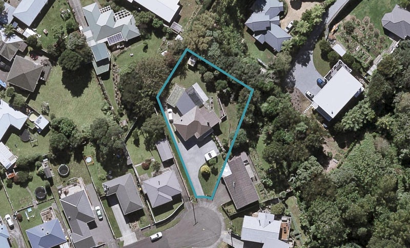 17 Clyde Street, Ferndale, New Plymouth - Carousel 1