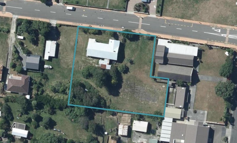 11 Te Hiko Street, Takapuwahia, Porirua - Carousel 1