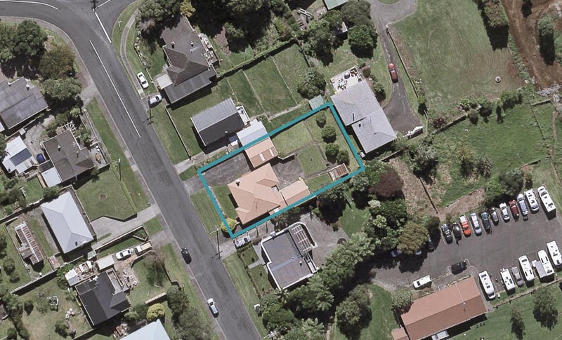 17 Alberta Road, Glen Avon, New Plymouth - Carousel 1